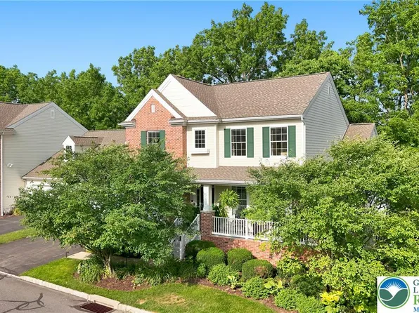 2445 Napa Dr, Forks Twp, PA 18040