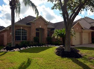 4831 Roaring Springs Rd, Pasadena, TX 77505