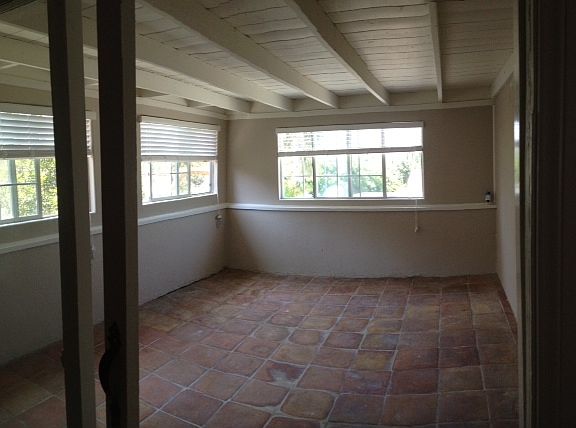 4th image of 7216 S La Cienega Blvd APT 3