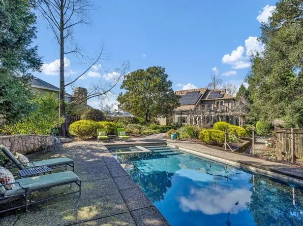 441 Tee Court, Healdsburg, CA 95448