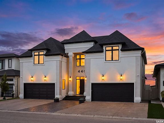 3rd image of 4404 Wild Rose DRIVE