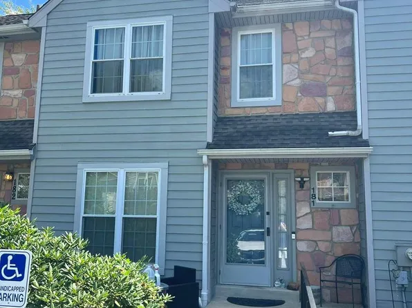 181 Nottingham Ct, Aston, PA 19014