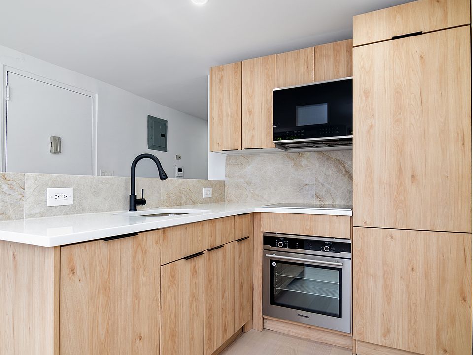 1st image of 137 1st Ave APT 2N