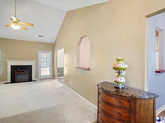 4th image of 2146 Elderberry Dr