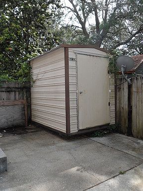 4th image of 160 Monahan Dr #17