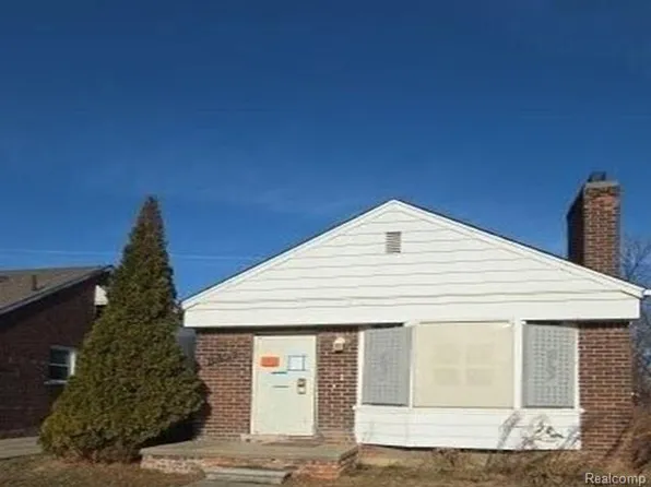 10500 Morang Dr, Detroit, MI 48224