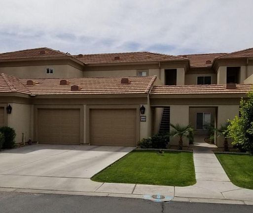 3rd image of 7401 W Arrowhead Clubhouse Dr #1-1085