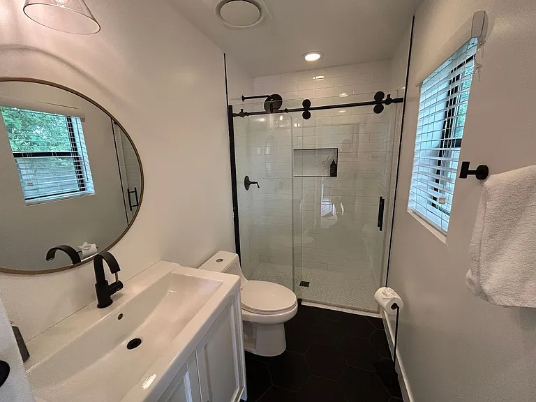 4016 E Avalon Dr — Photo 28