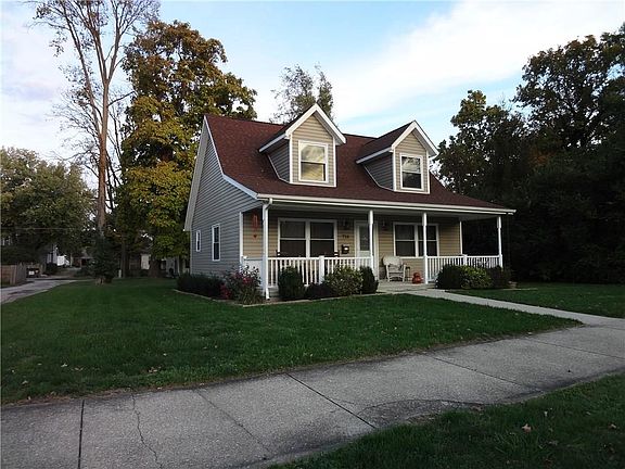 2nd image of 718 N Franklin St