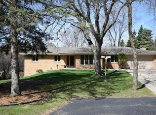 5121 S 78th St, Greendale, WI 53129