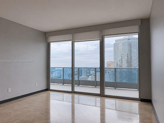 4th image of 200 Biscayne Boulevard Way APT 4212
