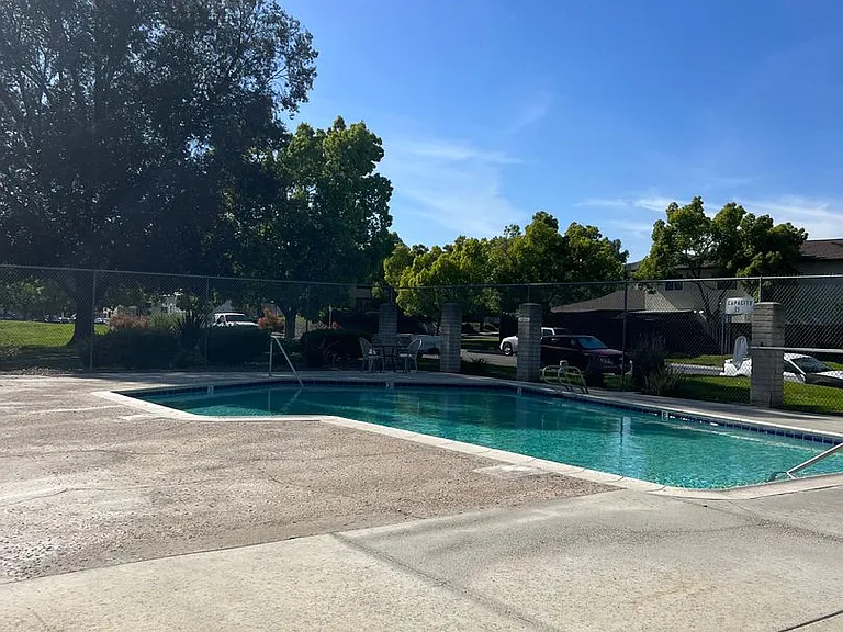10125 Carefree Dr — Photo 19