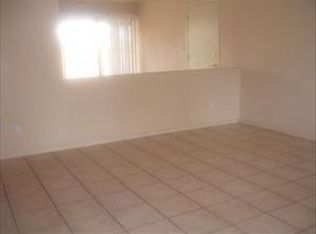 8021 W Clayton Dr, Phoenix, AZ 85033