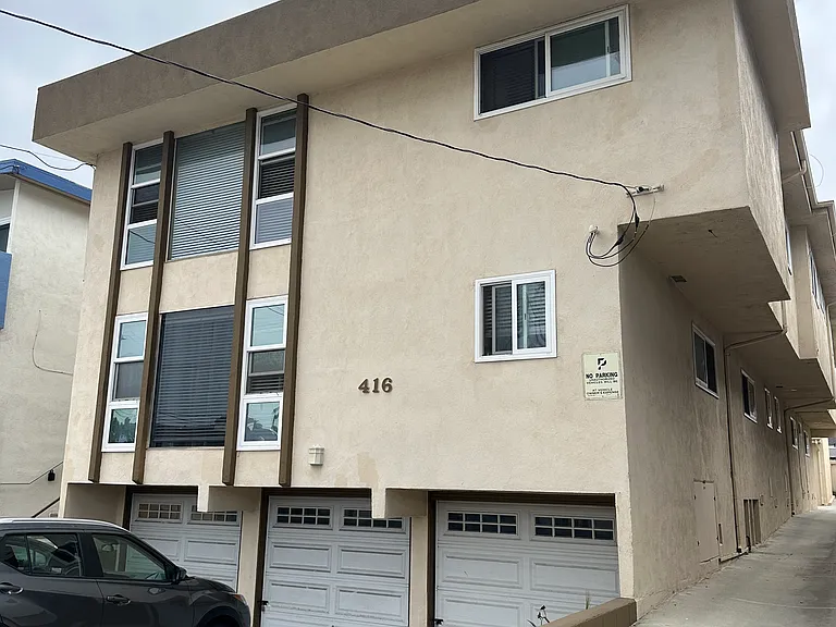 416 N Broadway — Photo 1