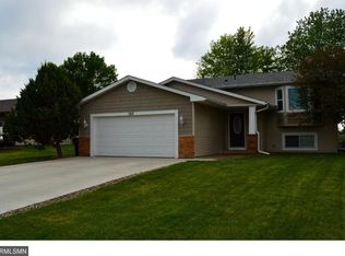 1212 Minnesota St S, Shakopee, MN 55379