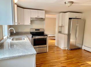 9 Center St #B, Collinsville, CT 06019
