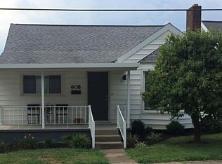 608 6th St, New Martinsville, WV 26155