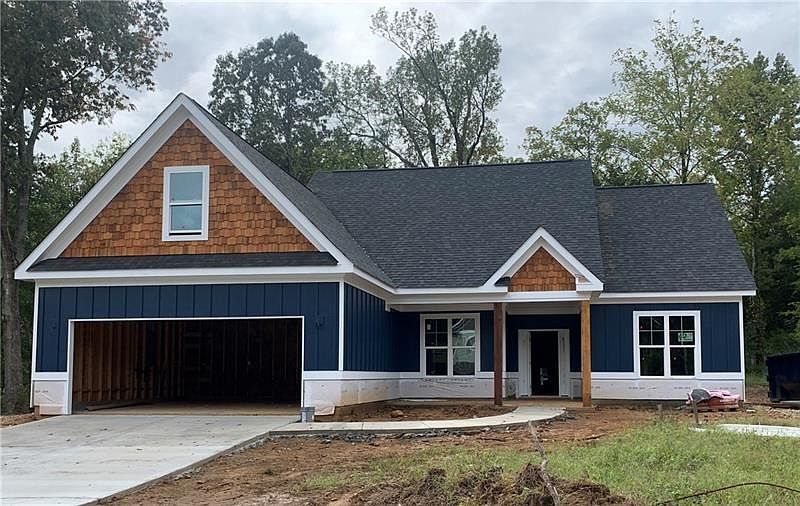 1st image of 30 Griffin Mill Dr NW