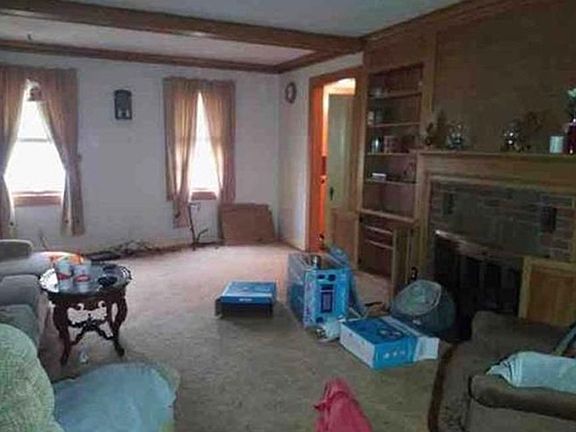 Additional Living Room
