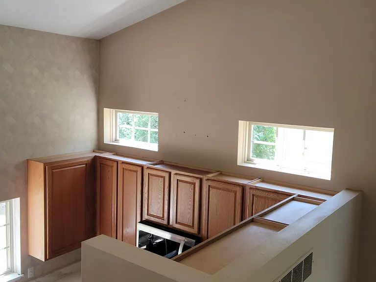 5689 Versailles Ave — Photo 74