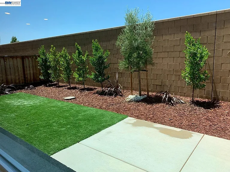 7149 Diamond Ave — Photo 31