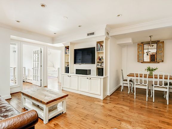 2nd image of 250 W 27th St APT 6B