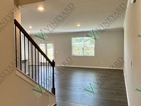 4th image of 5137 Tulip Sq #78