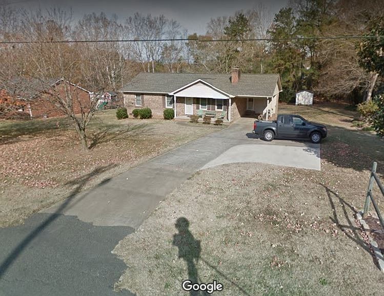 1st image of 218 College Ave