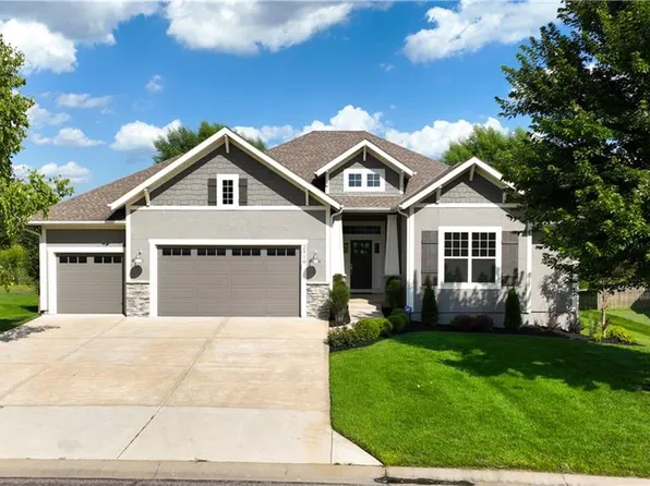 2919 W 155th Ter, Overland Park, KS 66224
