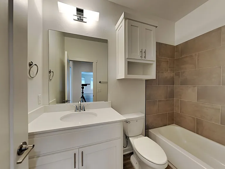600 NW 182nd St — Photo 10