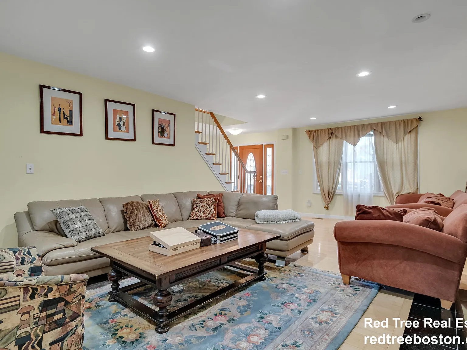 5 bed, 4.5 bath, 3600 sqft, $10,000 — Photo 4