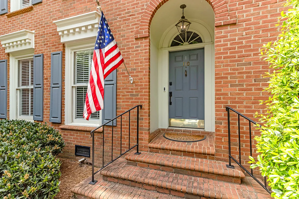Building Photo - 110 Kilkenney Ct
