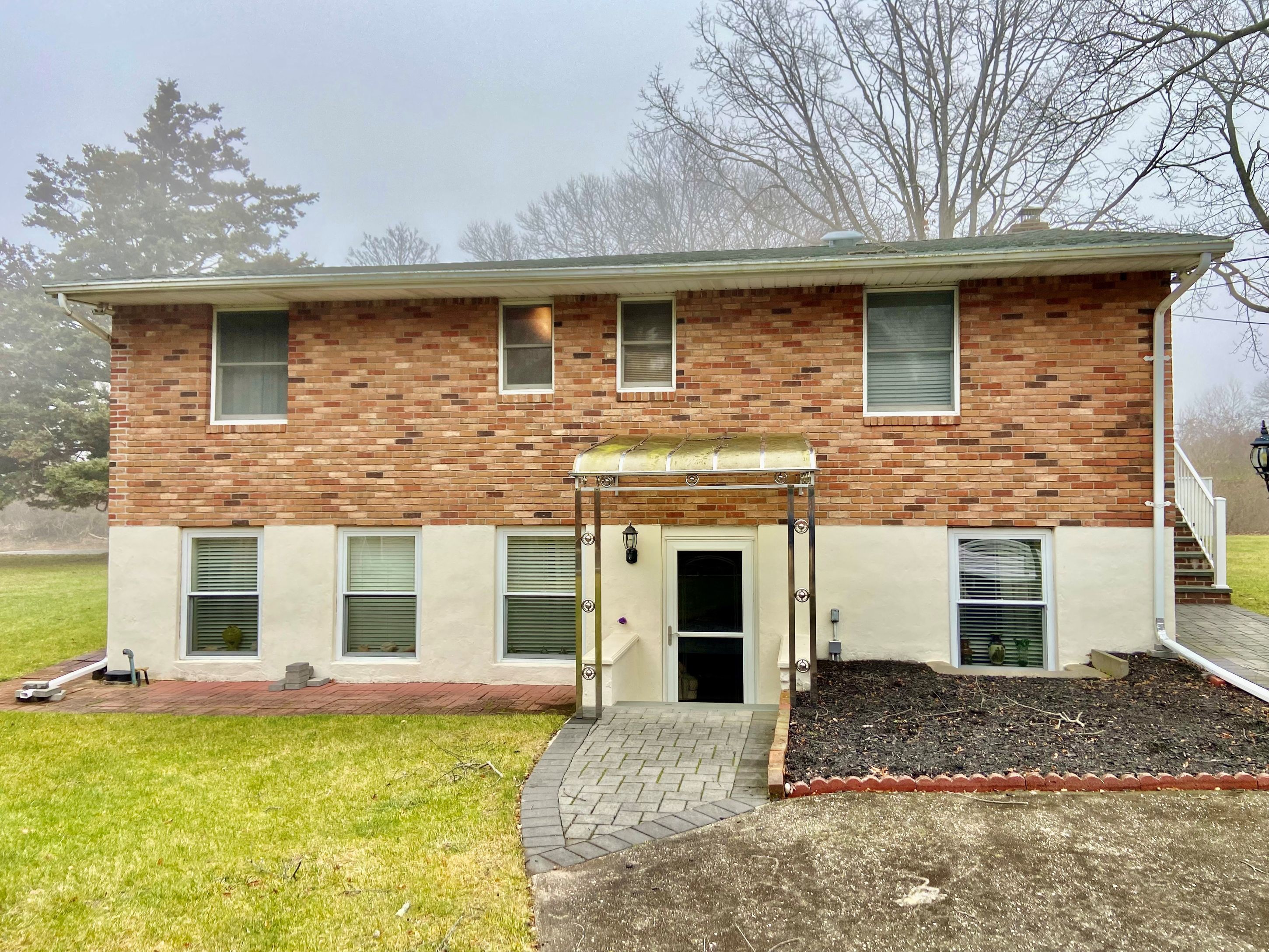 4225 Stars Rd, East Marion, NY 11939 Out East