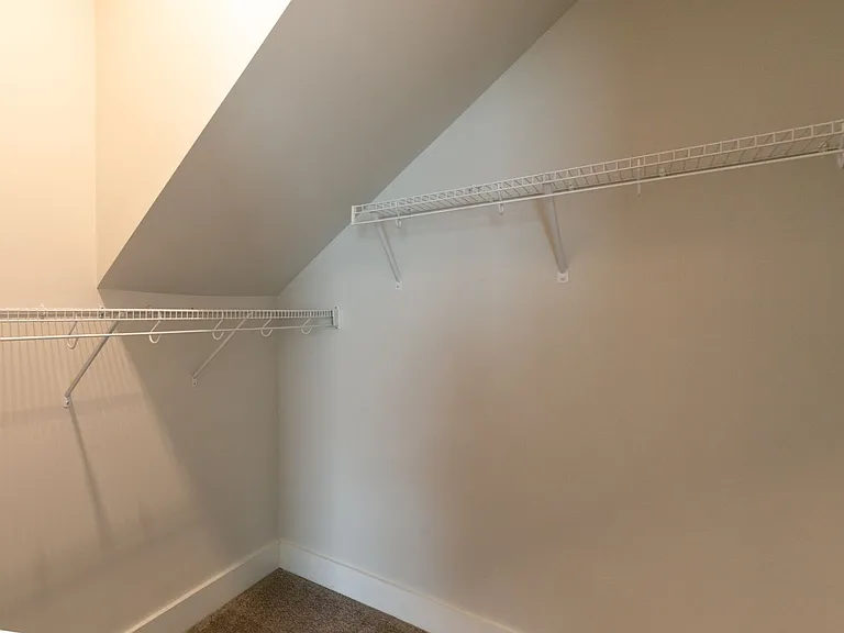 48 Cottage Way — Photo 22