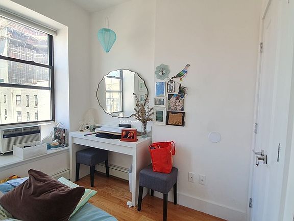 4th image of 312 W 121st St #5N