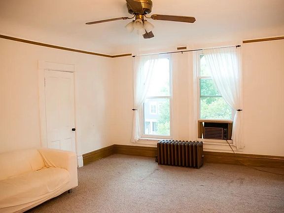 5th image of 4810 N Seeley Ave #3