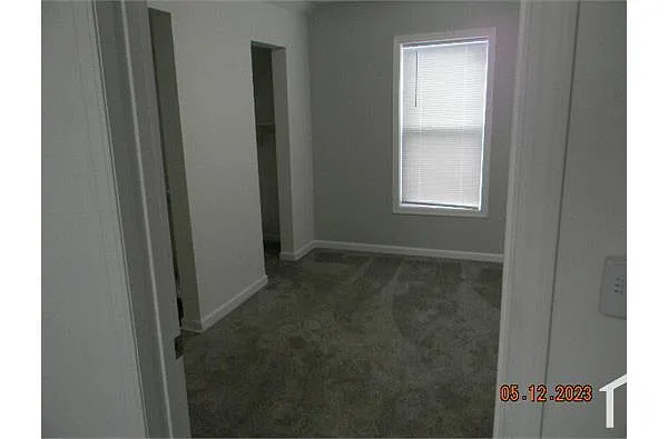 Building Photo - 238 Frank Ave