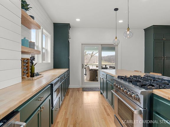 3rd image of 705 Spring Beach Way