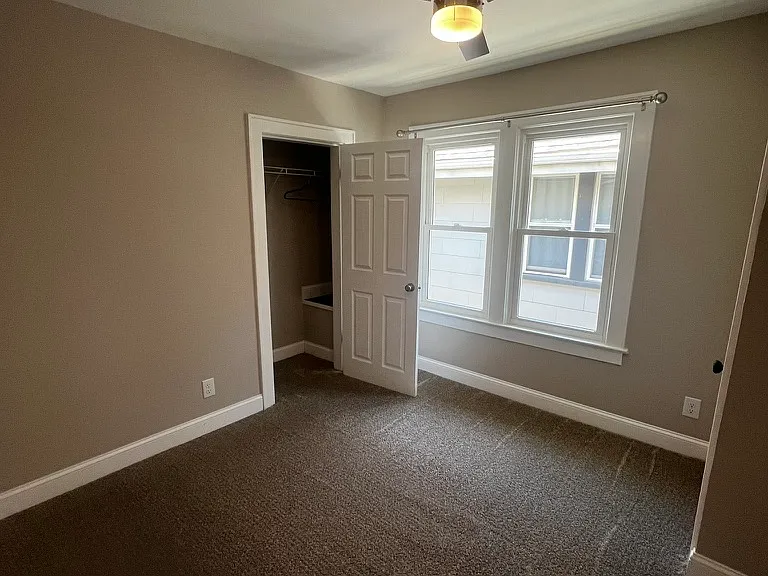 79-81 E Southwood Ave #81 — Photo 8