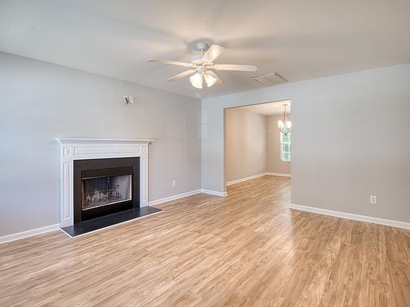 4th image of 5319 Landreaux Dr