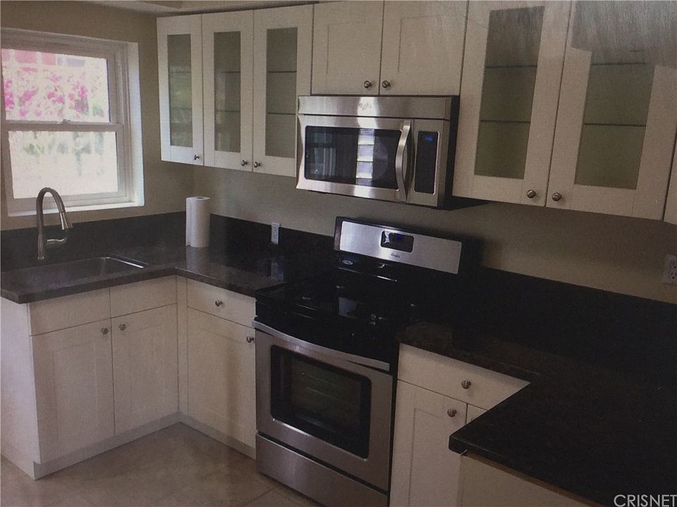 2nd image of 2937 S Rimpau Blvd