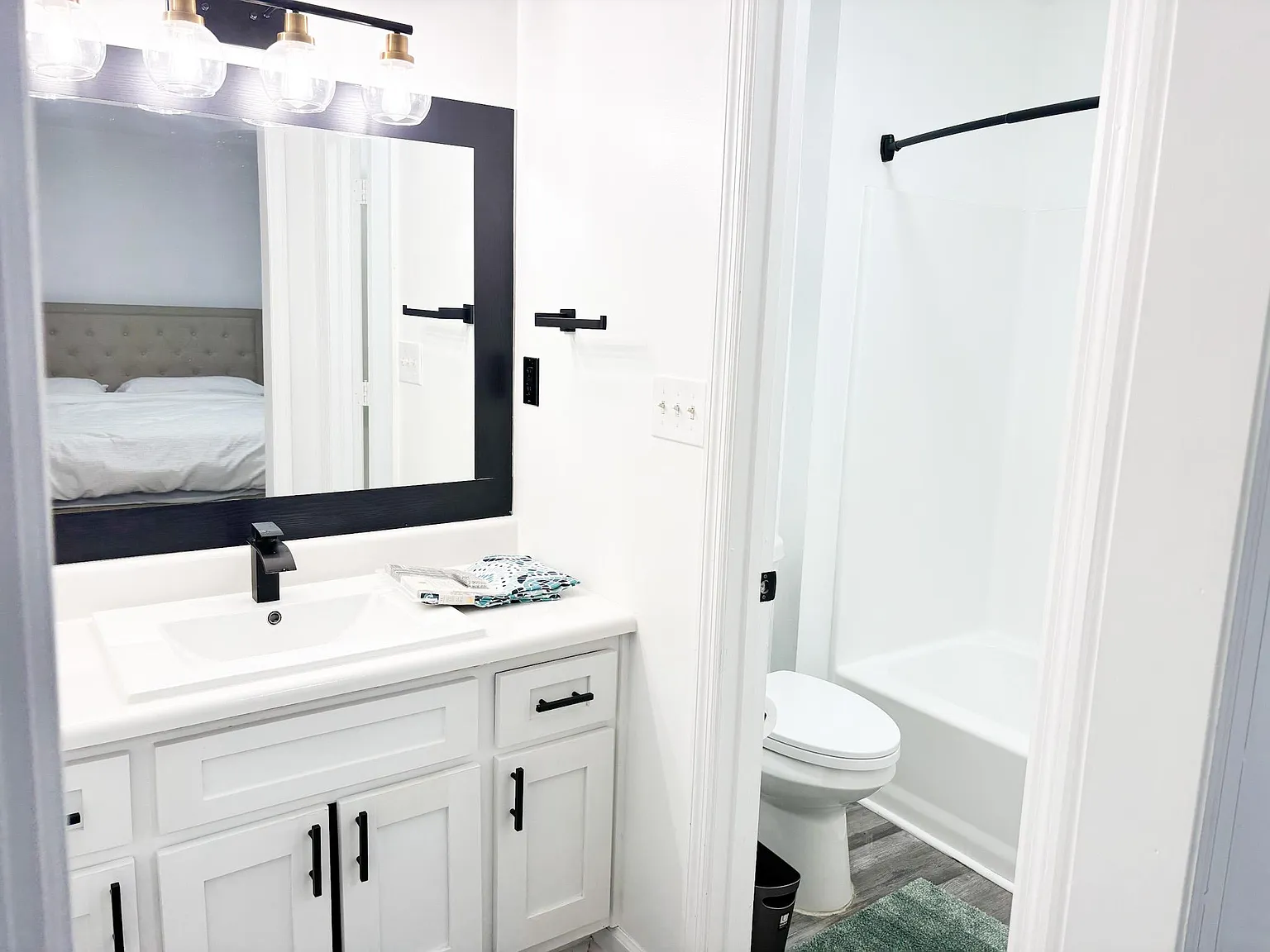4 bed, 3.0 bath, 2600 sqft, $1,183 — Photo 4
