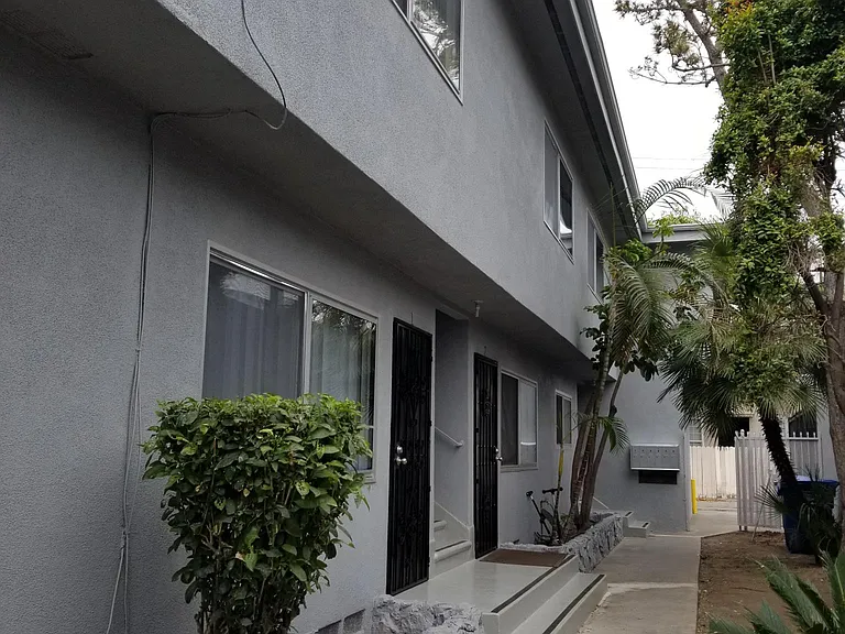 2885 S Robertson Blvd #1 — Photo 16