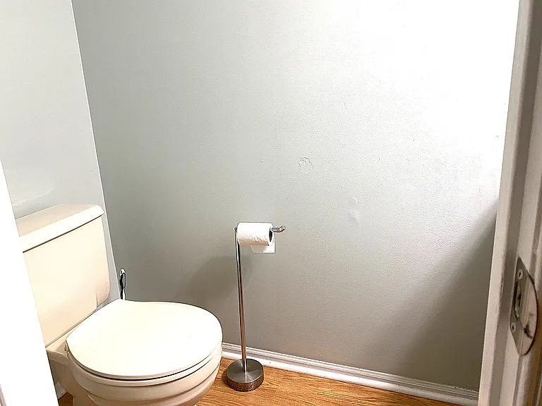 608 Brokaw Ct — Photo 7