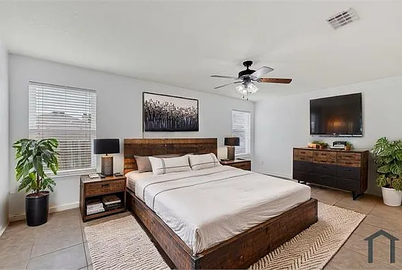 7449 Grass Valley Trl — Photo 4