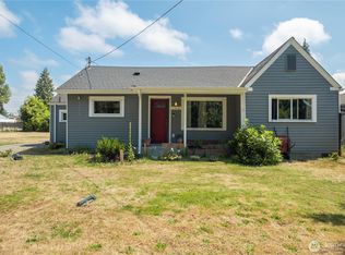 1016 Ash Ave, Marysville, WA
