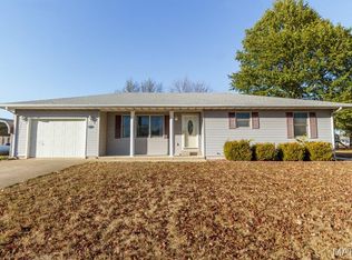 1123 Howard Dr, Lebanon, MO 65536