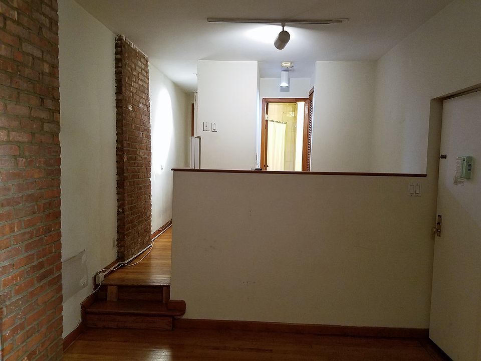 2nd image of 3137 30th St #3rd