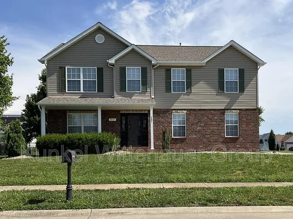 2621 Greystone Estates Pkwy, Shiloh, IL 62221