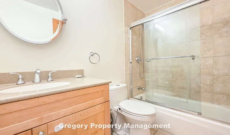 11204 NE 58th Pl — Photo 34